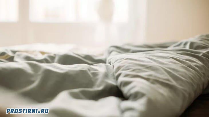 Стирайте постельное белье еженедельно