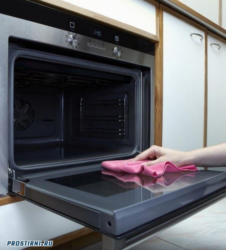 Как очистить стеклянную дверцу духовки?