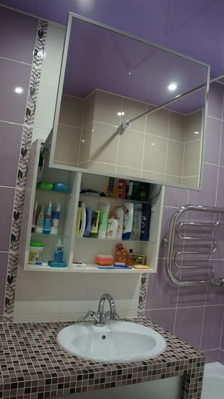 Как ухаживать за зеркальным шкафом в ванной